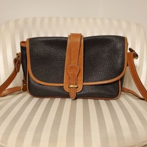 Vintage Dooney and Bourke Crossbody